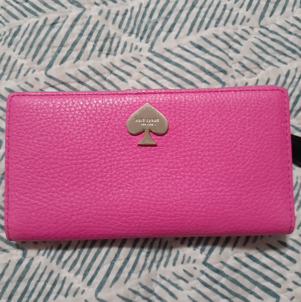 Kate Spade wallet <hot pink>